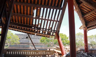 Ảnh: Một góc Phu Văn Lâu đổ sập 