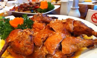 Thực phẩm chế biến sẵn không an toàn sẽ tiềm ẩn nhiều nguy cơ gây bệnh. Ảnh minh họa: Thùy Giang (Vietnam+)