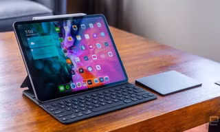 iPad Pro 20 có thể ngắt micro khi đóng vỏ máy