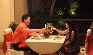 Bình Minh đón Valentine sớm cùng vợ