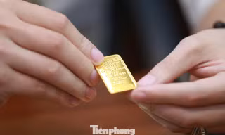 Giá vàng miếng SJC mỗi nơi một kiểu