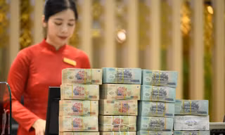 Dự báo lãi suất ngân hàng trước áp lực thuế quan của Mỹ