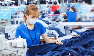 Mỹ áp thuế Việt Nam 46%: Nhóm ngành nào dễ bị tổn thương nhất? 