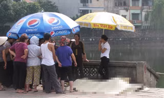 Hiện trường nơi phát hiện xác người đàn ông. Ảnh: T.N