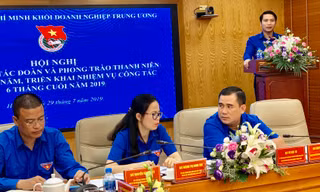 Bí thư T.Ư Đoàn Nguyễn Ngọc Lương đánh giá cao việc Đoàn Khối tiếp tục đăng cai, đảm nhận nhiều phần việc lớn của T.Ư Đoàn phân công và thực hiện tốt. Nhiều phần việc mới, khó, đột xuất đều được Đoàn Khối hoàn thành tốt.