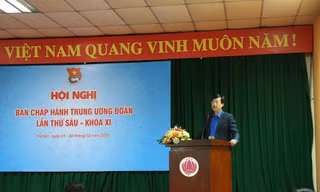 Bí thư thứ nhất T.Ư Đoàn Lê Quốc Phong đề nghị, với chủ đề đó, tuổi trẻ Việt Nam củng cố niềm tin và biến lý tưởng cách mạng thành hành động cụ thể đóng góp cho sự phát triển của đất nước. Ảnh: Bảo Anh