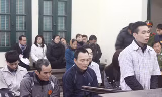 Thuốc tây + xăng+ nước lã = ma tuý