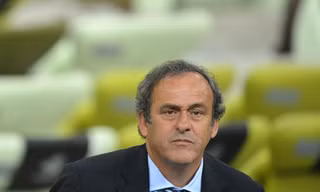 Platini phản đối công nghệ xác định bàn thắng