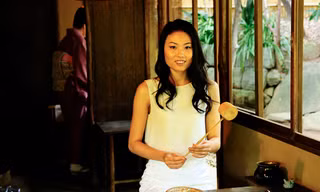 Mai Giang sang Nhật thưởng thức trà đạo