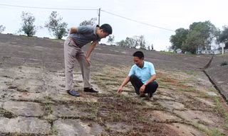 Đập hồ Núi Cốc bị thấm nặng, khiến UBND tỉnh Thái Nguyên phải ban bố tình trạng khẩn cấp