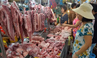 Tỷ lệ mẫu thịt nhiễm vi sinh vật vẫn rất cao do khâu giết mổ, bảo quản không đảm bảo