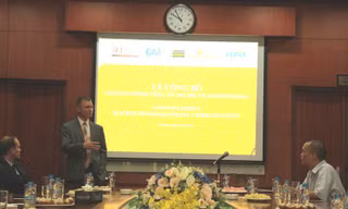 Ông Robert Robertson, Trưởng khoa Khoa học máy tính và Hệ thống thông tin 