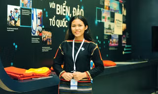 Nữ sinh Tây Nguyên khoe sắc tại Đại hội Hội Sinh viên toàn quốc
