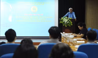 GS.TS Mạch Quang Thắng chia sẻ tại chương trình