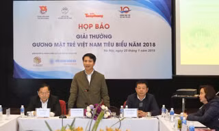 Bí thư T.Ư Đoàn, Chủ tịch Hội đồng Đội Trung ư ơng Nguyễn Ngọc Lương phát biểu tại chương trình. Ảnh: Như Ý