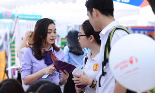 Nhiều cơ hội việc làm ngành tài chính ngân hàng cho giới trẻ