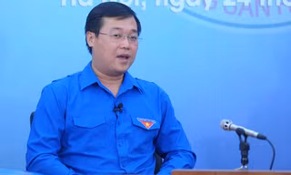 Uỷ viên dự khuyết T.Ư Đảng, Bí thư thứ nhất T.Ư Đoàn, Chủ tịch T.Ư Hội LHTN Việt Nam Lê Quốc Phong sẽ đối thoại trực tuyến với đoàn viên thanh niên Việt Nam trong và ngoài nước với chủ đề "Thanh niên tình nguyện vì cộng đồng" vào ngày 21/3