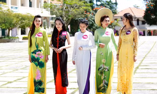 Vòng bán kết khu vực Nữ sinh viên Việt Nam duyên dáng 2015 có 93 thí sinh khoe sắc đua tài