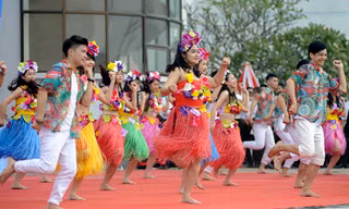 Tuổi trẻ CAND rạng rỡ trong điệu dân vũ