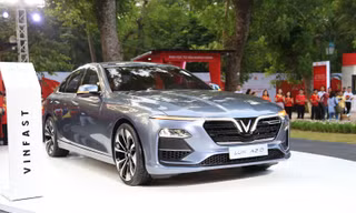 Cận cảnh mẫu sedan hạng sang VinFast Lux A 2.0 mới ra mắt tại Hà Nội