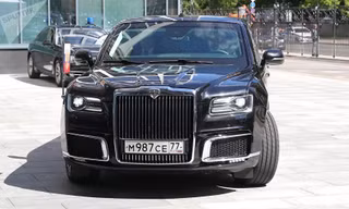 Chiếc xe Aurus của Tổng thống Nga Putin.