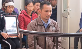 Anh Phạm Quốc Hưng tại tòa.