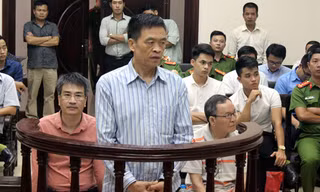 Các bị cáo tại tòa.
