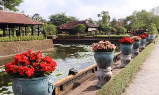 Một góc của vườn Ngự uyển Cơ Hạ trong Hoàng cung nhà Nguyễn xưa
