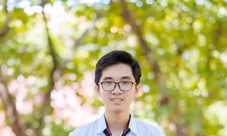 "Cậu bé Vàng" Hồ Việt Đức.