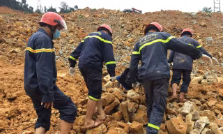 Thi thể thứ 5 được tìm thấy vào chiều 24/10 tại Rào Trăng 3.