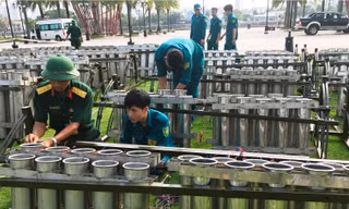 Cận cảnh trận địa pháo hoa ở TP.HCM trước giờ khai hỏa