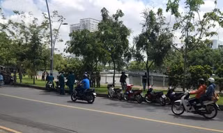Lực lượng chức năng điều tra vụ việc.