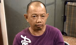 Bùi Lê Quang Thông, chủ lô thuốc lá lậu tại công an.