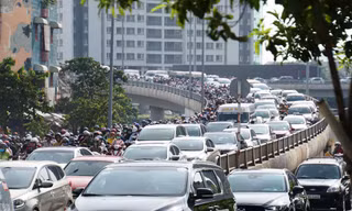 Cửa ngõ sân bay Tân Sơn Nhất được xem là "điểm nóng" dịp lễ.