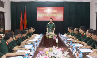 Điều động, bổ nhiệm nhân sự quân đội