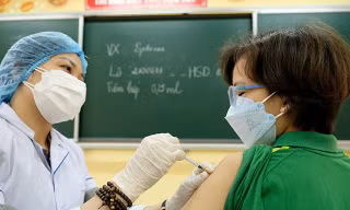 Ngày 11/12, Việt Nam ghi nhận số ca mắc COVID-19 đặc biệt nhất trong gần 2 tháng qua