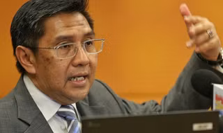 Giám đốc Cục Hàng không Dân dụng, ông Azharuddin Abdul Rahman cho biết công tác tìm kiếm đang được triển khai