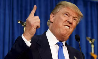 Tỷ phú Donald Trump chỉ trích mạnh mẽ truyền thông vì thiên vị đối thủ Hillary Clinton
