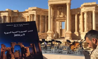 Buổi hòa nhạc được tổ chức tại nhà hát La Mã ở thành phố cổ Palmyra, Syria