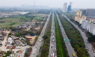 Đại lộ Thăng Long ùn tắc hàng cây số