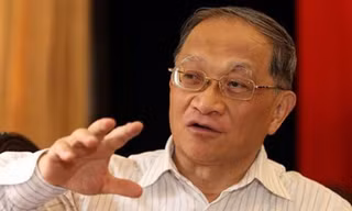 Chuyên gia kinh tế Lê Đăng Doanh