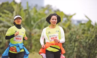 Bà Lê Thị Hoàng Yến tham dự Hanoi City Trail 2019 