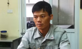 Nguyễn Đăng Hưng tại cơ quan Công an