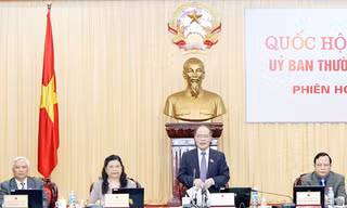 Báo cáo về phí giao thông trước Quốc hội