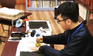 Giới trẻ nghĩ gì về việc luyện viết chữ đẹp?