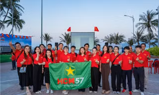  Công ty TNHH HCM57 Technology là đơn vị tài trợ, đồng hành cùng chương trình chiếu phim ngoài trời và các hoạt động trải nghiệm chủ đề “Hòa bình đẹp lắm” 
