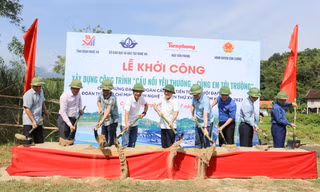 Nhịp cầu yêu thương 