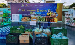 Những mô hình phiên chợ, gian hàng “0 đồng” đang được mở rộng khắp tại nhiều địa điểm ở Sài Gòn