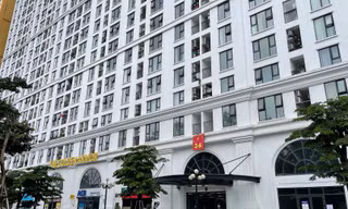 Giấc mơ nhà ở thương mại 20 triệu đồng/m2 của người dân tại các đô thị lớn ngày càng xa vời. Ảnh: Như Ý 