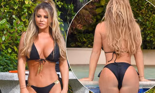 Bianca Gascoigne nảy nở 'bốc lửa' với bikini bé xíu